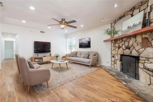 7247 Donna Ave, Reseda, CA 91335