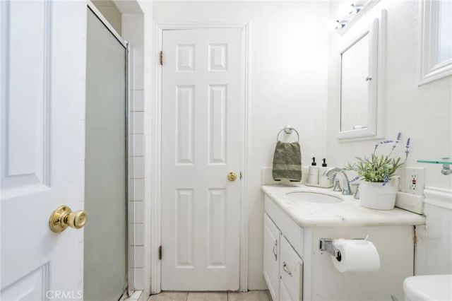 7247 Donna Ave, Reseda, CA 91335