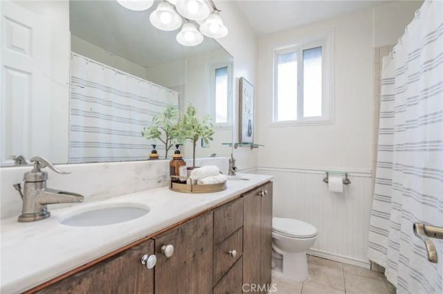 7247 Donna Ave, Reseda, CA 91335