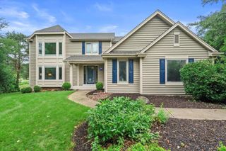 2600 Whitby COURT, Waukesha, WI 53188