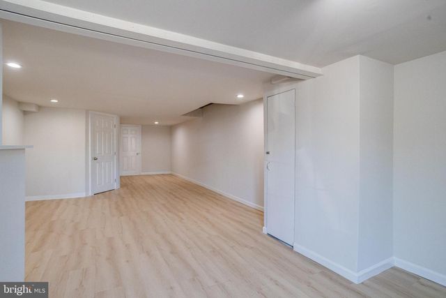 5878 BELAIR RD, Baltimore, MD 21206