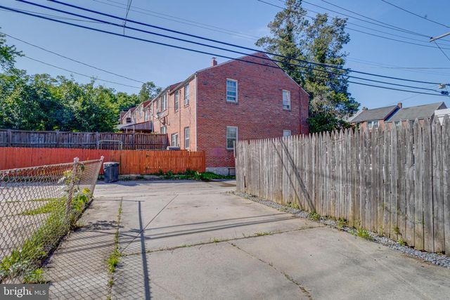 5878 BELAIR RD, Baltimore, MD 21206