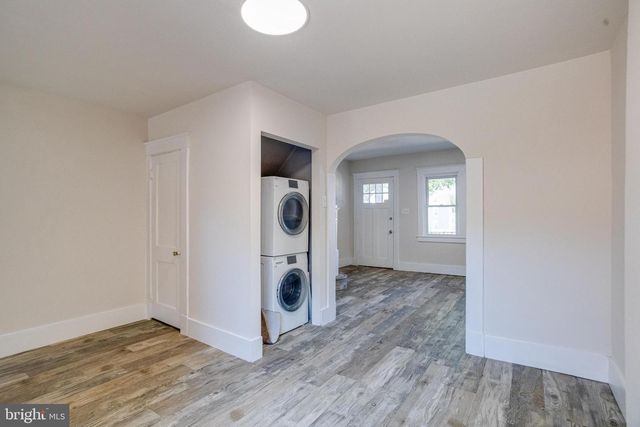 5878 BELAIR RD, Baltimore, MD 21206