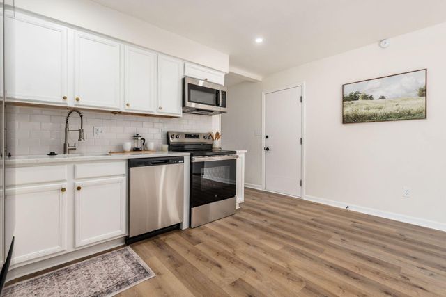 318 Kellybrook Place, Galloway, OH 43119