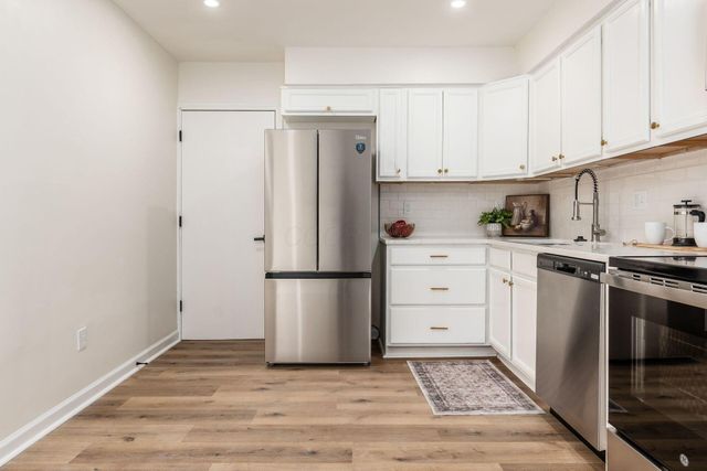 318 Kellybrook Place, Galloway, OH 43119