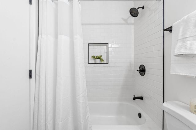 318 Kellybrook Place, Galloway, OH 43119