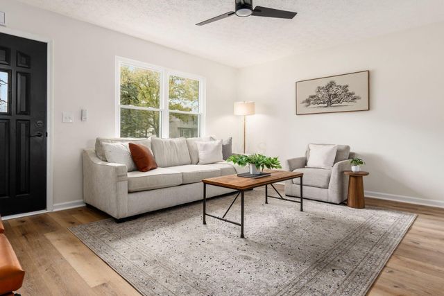 318 Kellybrook Place, Galloway, OH 43119