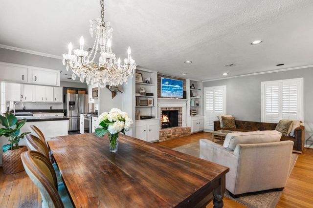 5421 Schumacher Lane, Houston, TX 77056