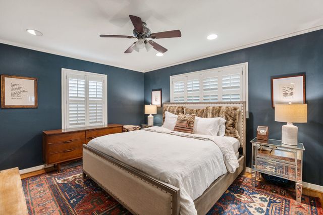 5421 Schumacher Lane, Houston, TX 77056