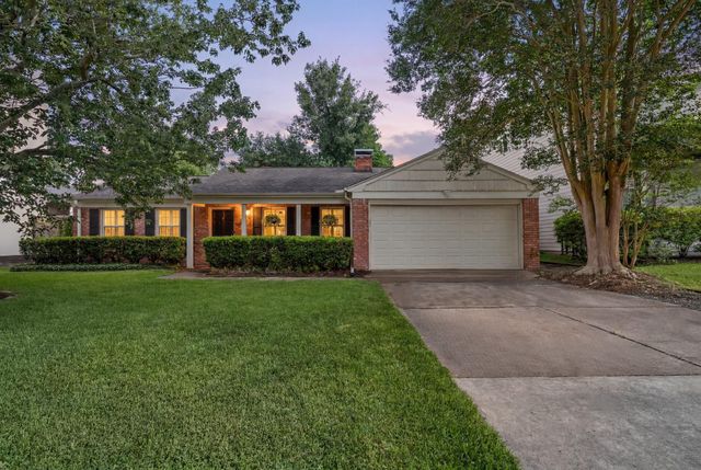 5421 Schumacher Lane, Houston, TX 77056
