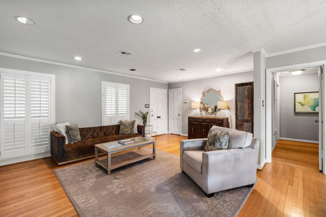 5421 Schumacher Lane, Houston, TX 77056