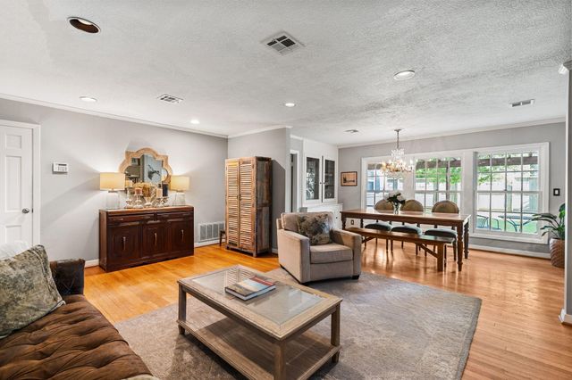 5421 Schumacher Lane, Houston, TX 77056