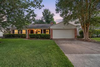 5421 Schumacher Lane, Houston, TX 77056