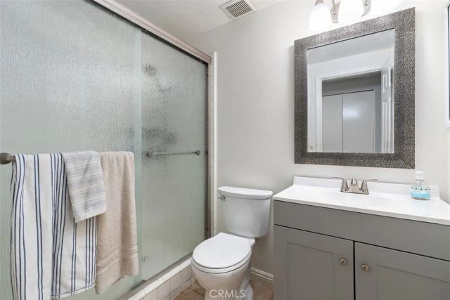 16960 Algonquin Street 103, Huntington Beach, CA 92649
