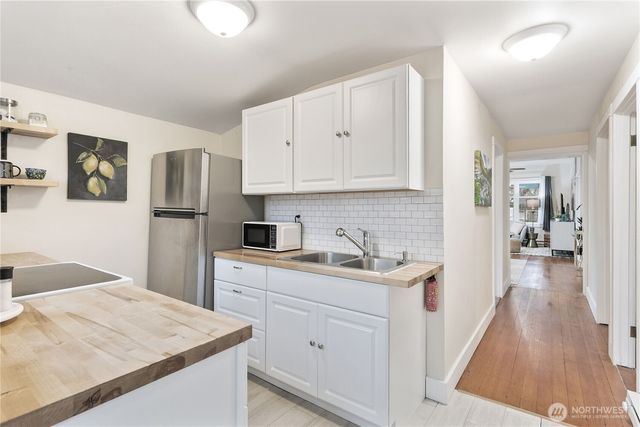 978 Peace Portal Drive, Blaine, WA 98230