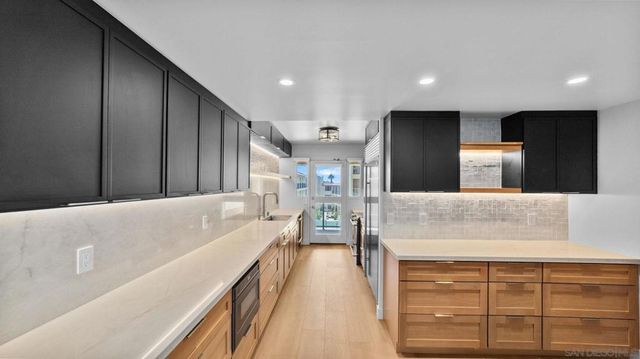 939 Coast Blvd 6F, La Jolla, CA 92037