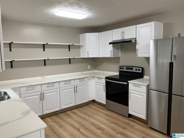 5245 SCENIC VIEW DRIVE, Irondale, AL 35210