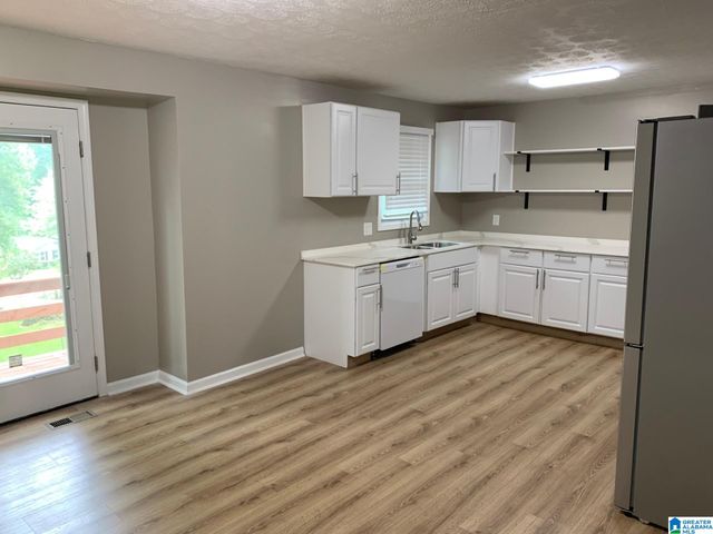 5245 SCENIC VIEW DRIVE, Irondale, AL 35210