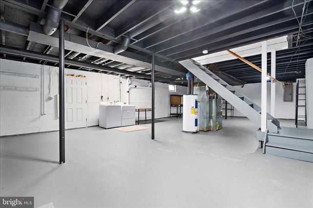 12129 BUTTONWOOD LN, Baltimore, MD 21220