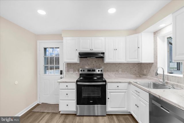 12129 BUTTONWOOD LN, Baltimore, MD 21220