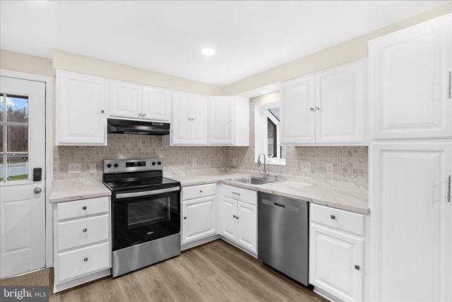 12129 BUTTONWOOD LN, Baltimore, MD 21220