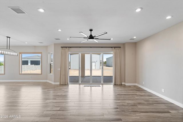 10136 W HATFIELD Road, Peoria, AZ 85383