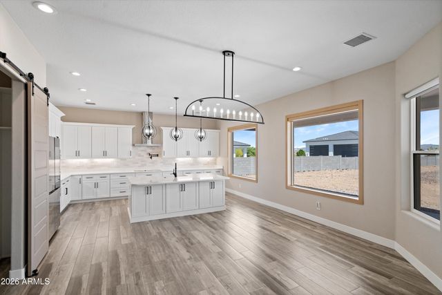 10136 W HATFIELD Road, Peoria, AZ 85383