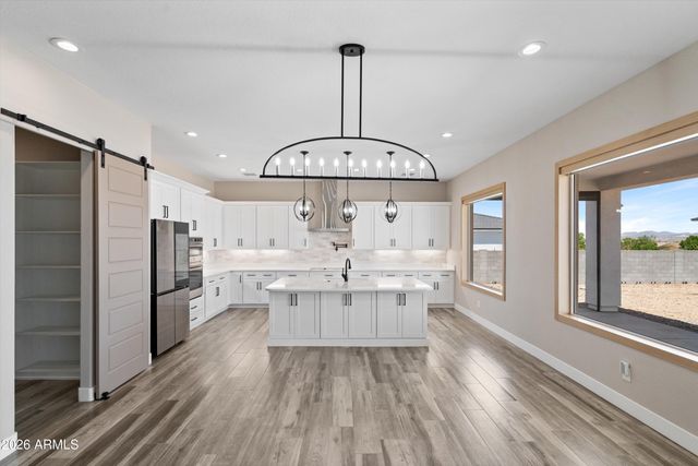 10136 W HATFIELD Road, Peoria, AZ 85383