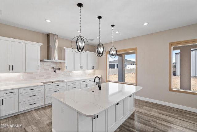 10136 W HATFIELD Road, Peoria, AZ 85383