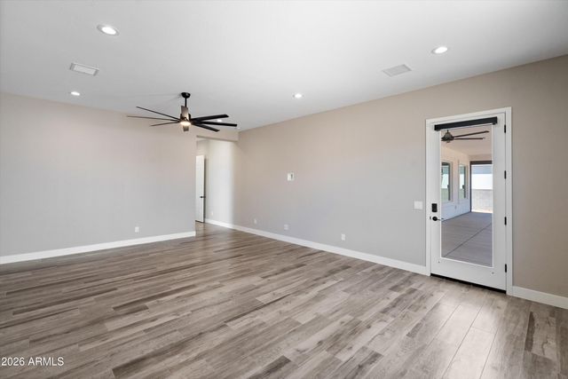 10136 W HATFIELD Road, Peoria, AZ 85383
