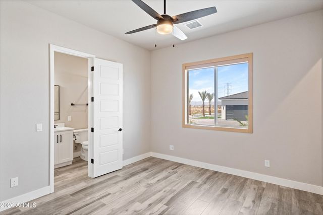 10136 W HATFIELD Road, Peoria, AZ 85383