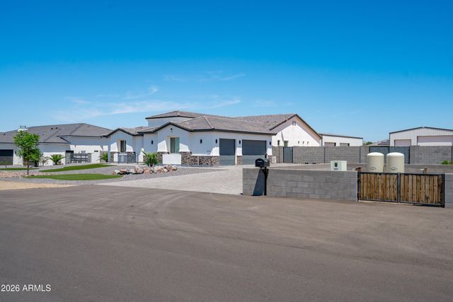 10136 W HATFIELD Road, Peoria, AZ 85383