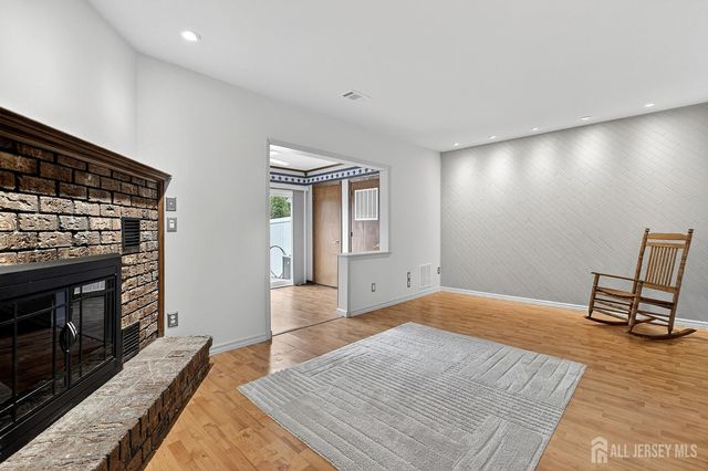 8 Marc Drive, South Brunswick, NJ 08810