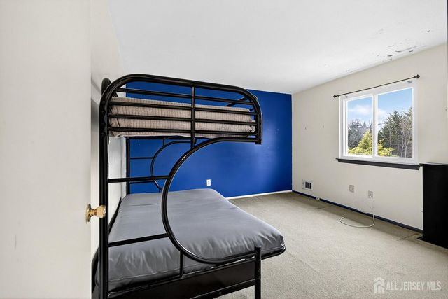 8 Marc Drive, South Brunswick, NJ 08810