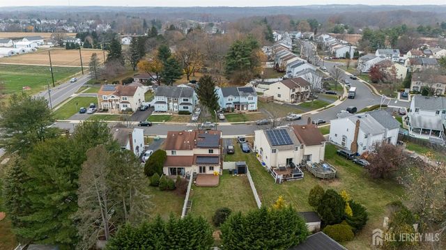 8 Marc Drive, South Brunswick, NJ 08810