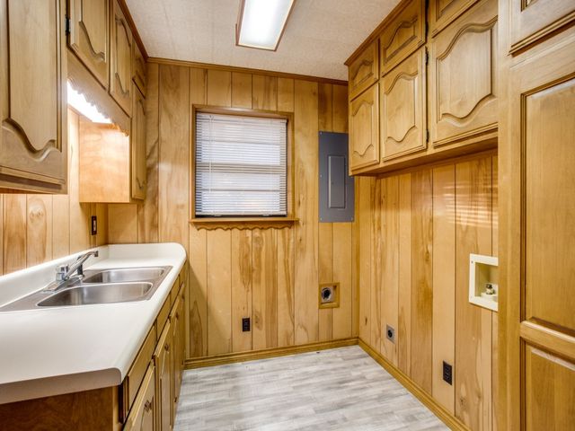 4774 N Bonnie Brae Street, Denton, TX 76207