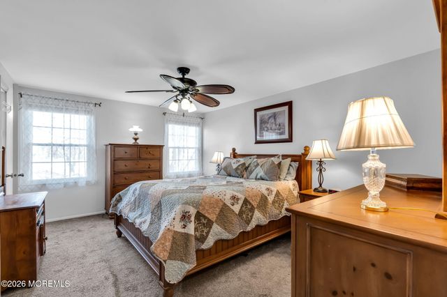 13 Dunbarton Road, Jackson, NJ 08527