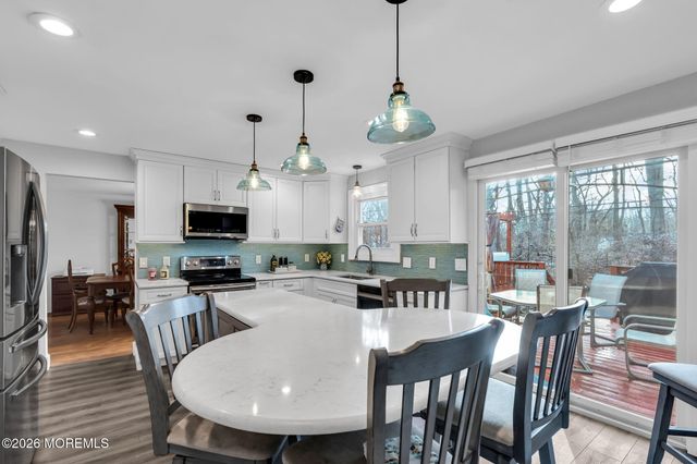 13 Dunbarton Road, Jackson, NJ 08527