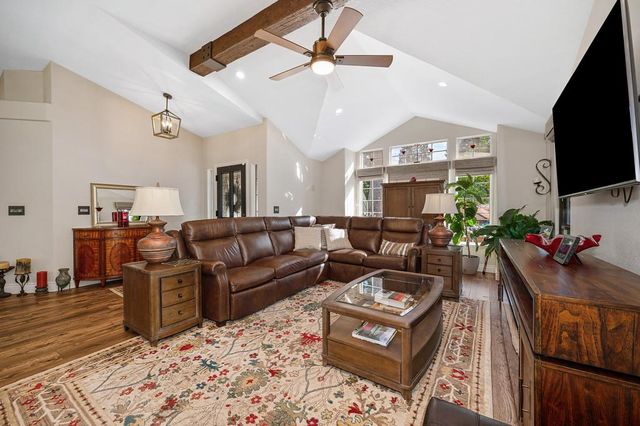 104 Whelan Ct, Folsom, CA 95630