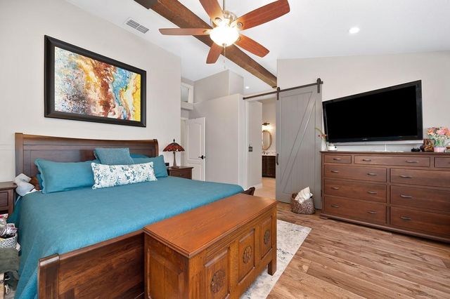 104 Whelan Ct, Folsom, CA 95630