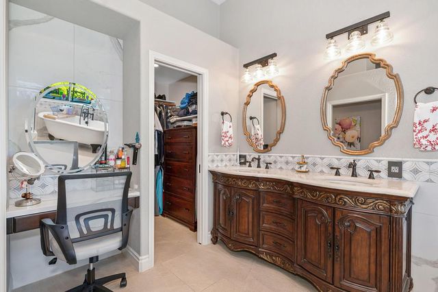 104 Whelan Ct, Folsom, CA 95630