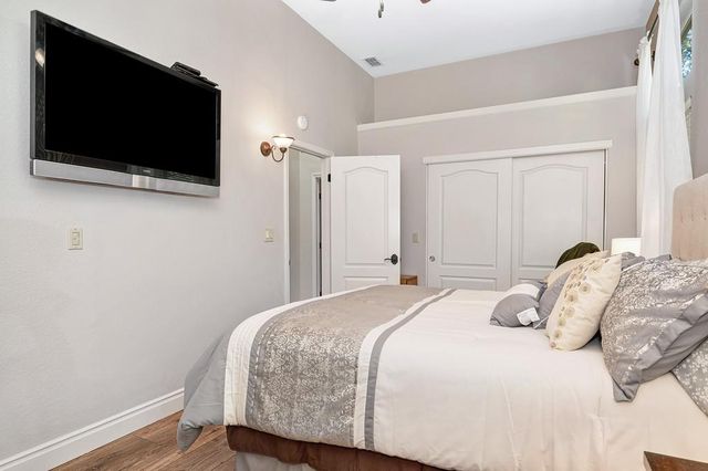 104 Whelan Ct, Folsom, CA 95630