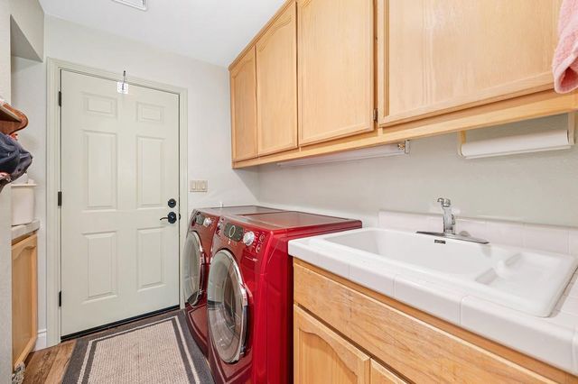 104 Whelan Ct, Folsom, CA 95630