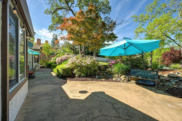 104 Whelan Ct, Folsom, CA 95630