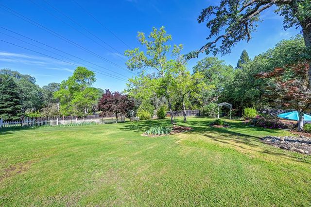 104 Whelan Ct, Folsom, CA 95630