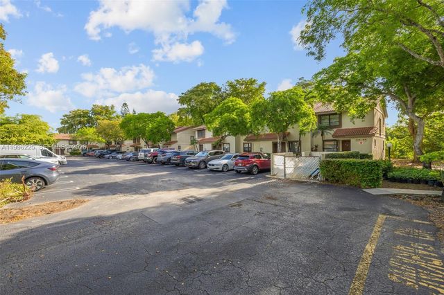 4155 Coral Springs Dr 4155, Coral Springs, FL 33065