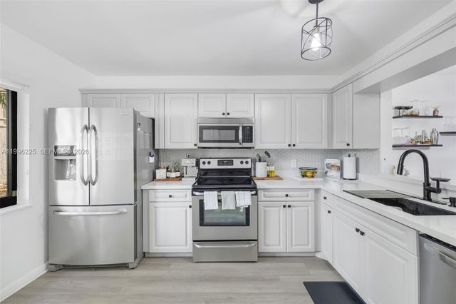 4155 Coral Springs Dr 4155, Coral Springs, FL 33065