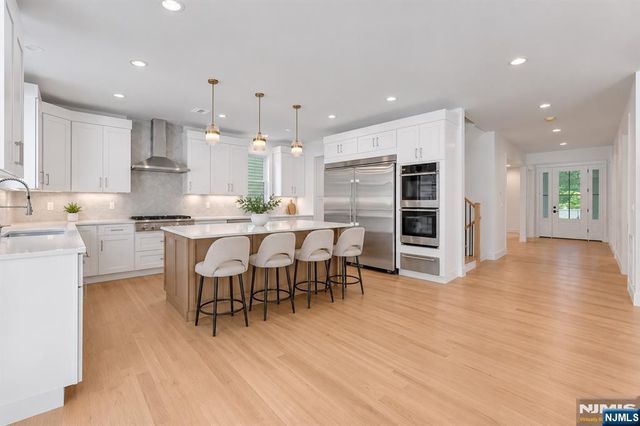 103 Hallberg Avenue, Bergenfield, NJ 07621