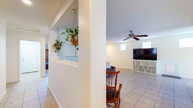 17212 S Mesa Shadows Drive, Vail, AZ 85641