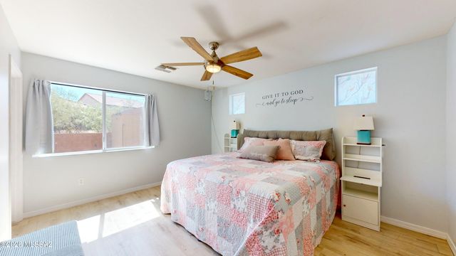17212 S Mesa Shadows Drive, Vail, AZ 85641